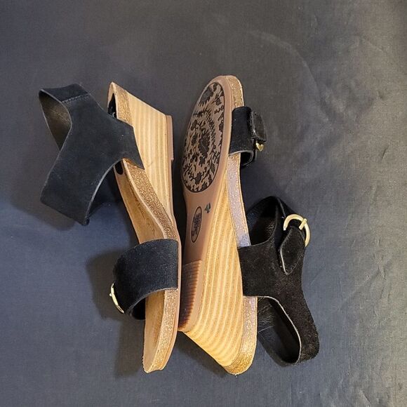 BRAND NEW SOFFT VADEN WEDGE SANDAL - Picture 7 of 16